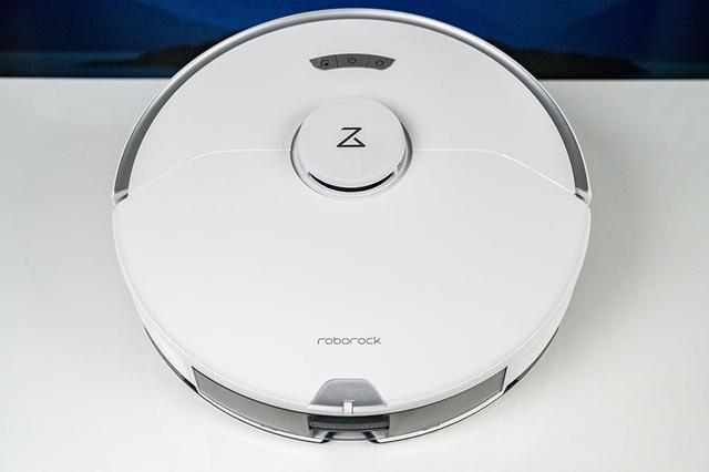 扫地机月产能最高30万台(石头工厂代工科技自建) 脚本文章