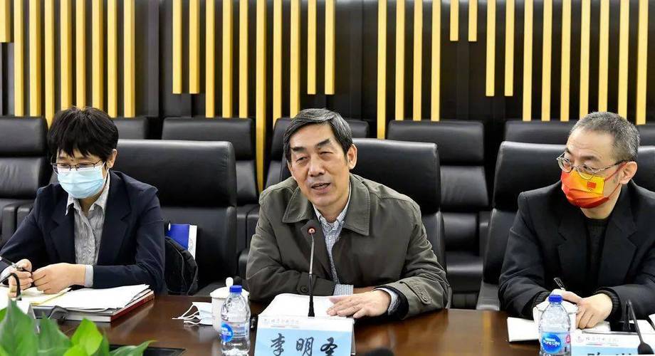 李明圣：论团队精神(团队精神团队国民党共产党前线) 李明圣：论团队精神(团队精神团队国民党共产党前线) 爱链网