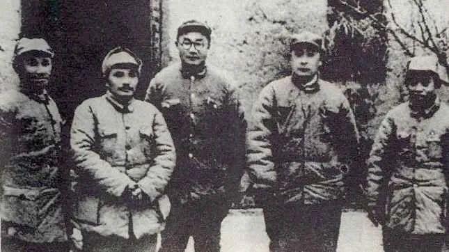 李明圣：论团队精神(团队精神团队国民党共产党前线) 李明圣：论团队精神(团队精神团队国民党共产党前线) 爱链网